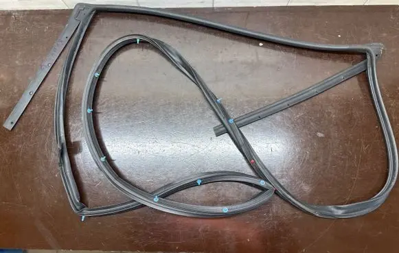 Renault Koleos II Rubber seal rear door 828313331R
