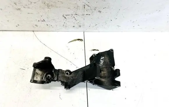 Audi A4 S4 B5 8D Engine mounting bracket 074145169k
