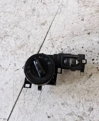 Volkswagen Touareg I Light switch 7L6858903t P0095827 15273370
