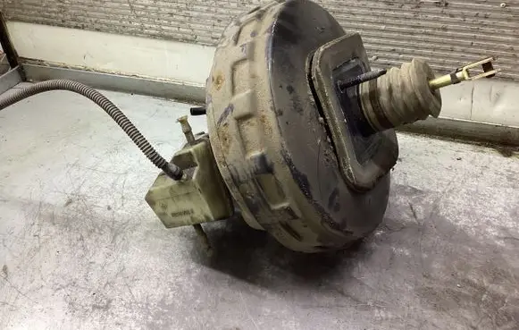 Renault Espace - Grand espace IV Brake booster 8200181766A