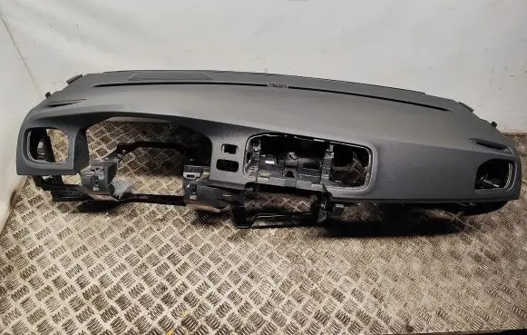 Volvo V60 Dashboard 30791701 30791695