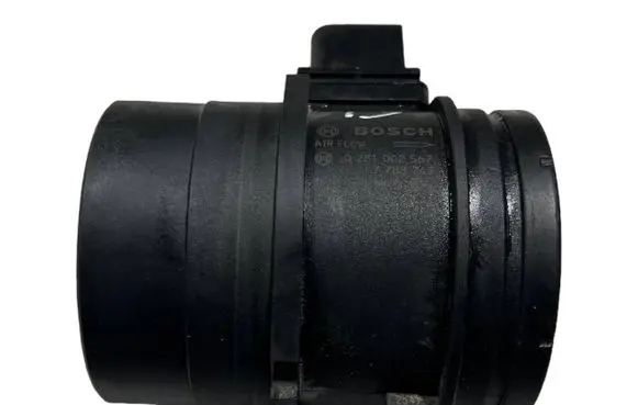 BMW 1 E81 E87 Mass air flow meter 7788743 0281002567 11827640