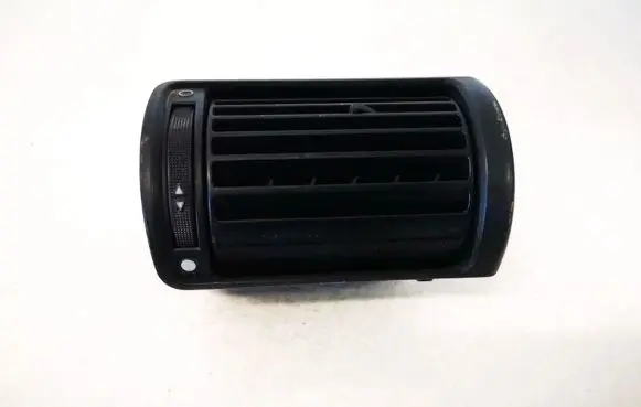 Audi A4 S4 B5 8D Dash center air vent grill 8d1820902