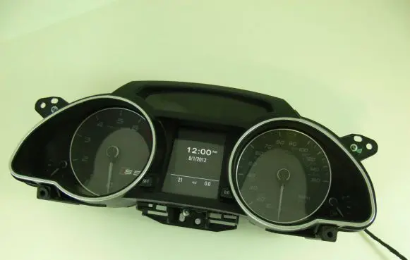 Audi A5 8T 8F Speedometer (instrument cluster) 8T0920983P