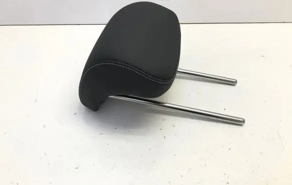 Hyundai i20 (BC3 BI3) Rear seat headrest 