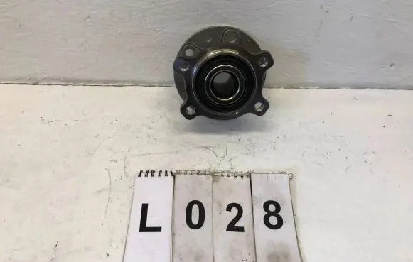 Volvo XC60 Rear wheel hub spindle/knuckle 31277810