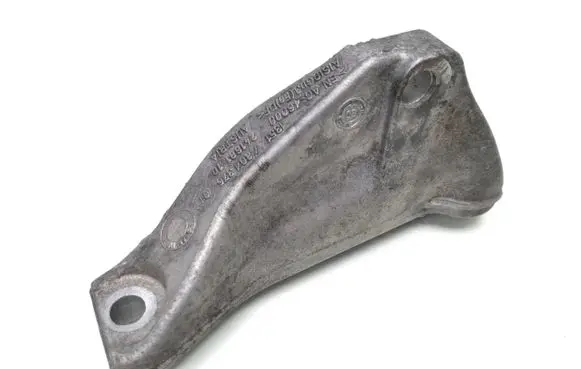 BMW 5 E60 E61 Fuel pump bracket 7804376 13517804376