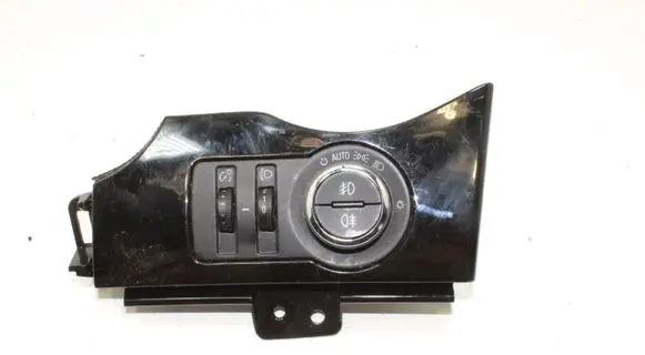 Chevrolet Orlando Light switch 13301764