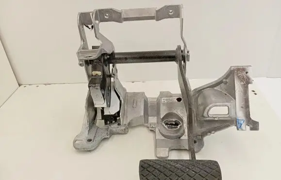 Porsche Macan (95B) Brake pedal 95B723031B