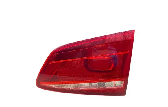 Volkswagen PASSAT B7 Tailgate rear/tail lights 605622 K5568 3AF945094B