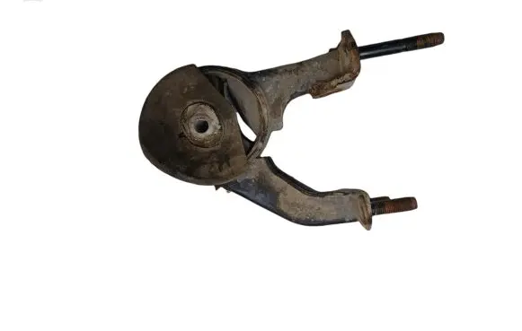 Toyota Avensis T250 Engine mount bracket 123710R010