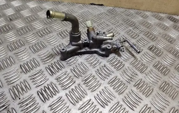 Honda CR-V Engine coolant pipe/hose