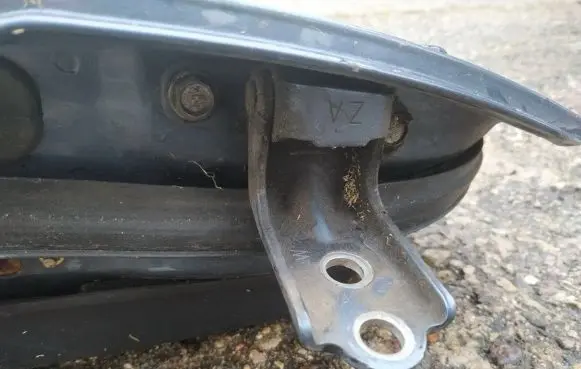 Rear door lower hinge