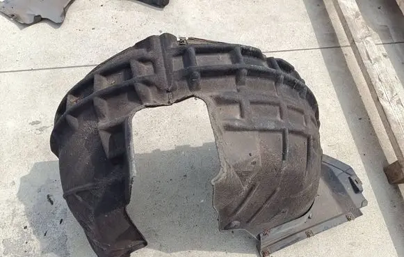 Audi Q3 8U Front wheel arch liner splash guards