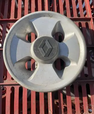 Renault Laguna I Original wheel cap 7700704345