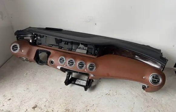 Mercedes-Benz S C217 Dashboard 