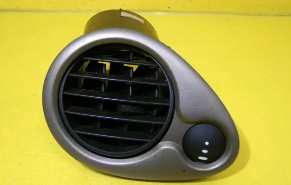 Renault Clio III Dashboard side air vent grill/cover trim 220407