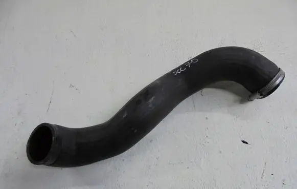 Volvo XC70 Intercooler hose/pipe