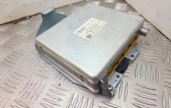 Audi Cabriolet B3 8G Engine control unit/module 4A0907473K 5DA0071910