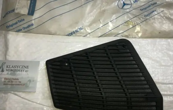 Mercedes-Benz 190 W201 Side speaker trim/cover 2016800439