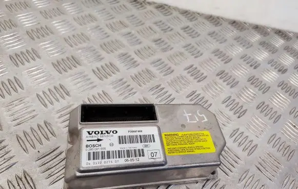 Volvo XC70 Airbag control unit/module 30667469