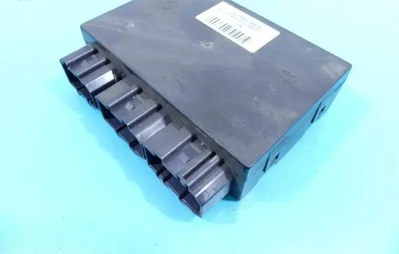 Seat Toledo II (1M) Central body control module 1J0959799S IMPRK1258326