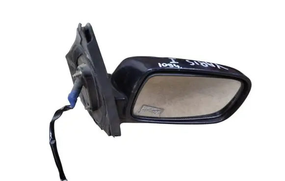 Toyota Yaris Front door electric wing mirror E13010399