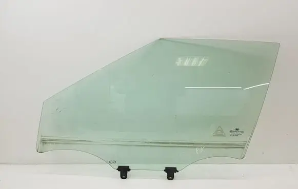 Hyundai Veloster Front door window glass four-door E1143R00240