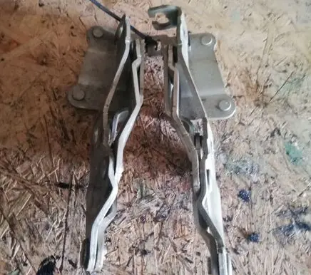 Renault Scenic II - Grand scenic II Engine bonnet/hood hinges 81663G 81662F