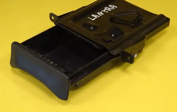 Hyundai Elantra Car ashtray 8455229000 84552-29000 84550-29000