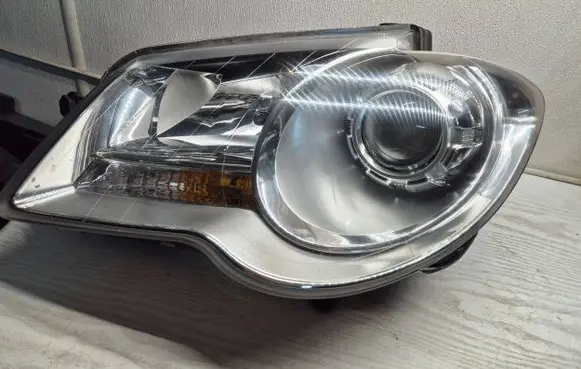 Volkswagen Touran I Headlight/headlamp 0844111B6L 02938468 0301233201