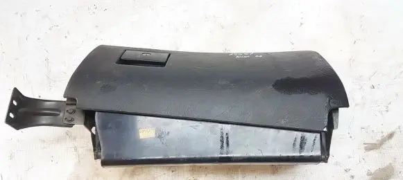 Audi A6 S6 C4 4A Glove box
