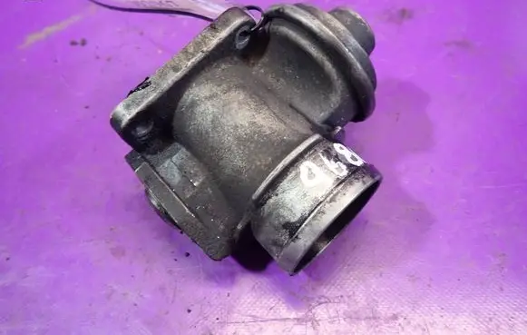 BMW 5 E39 EGR valve 