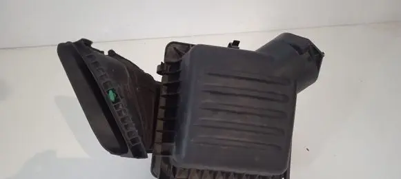 Jeep Grand Cherokee Air filter box 68199048AA