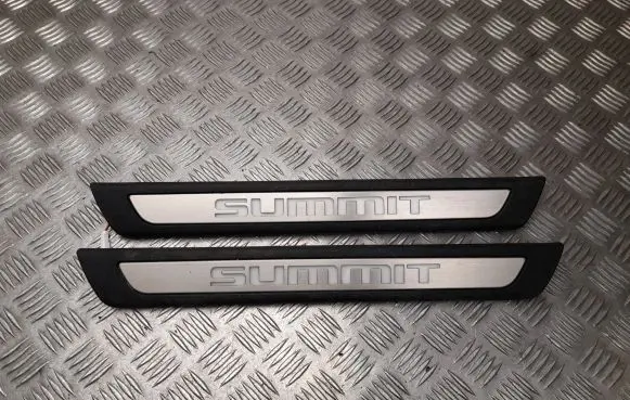 Jeep Grand Cherokee Other sill/pillar trim element 5SQ05DX9AC