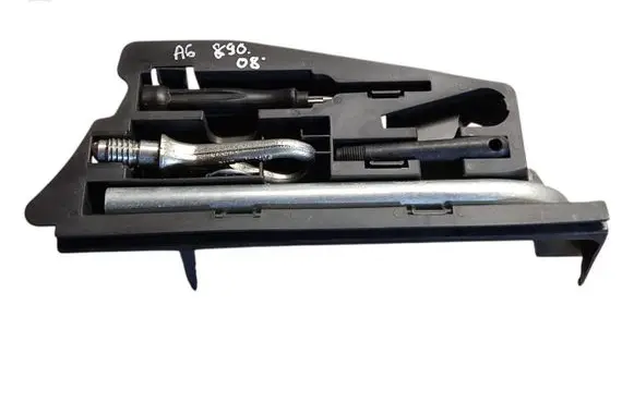 Audi A6 S6 C6 4F Tool set 4F5012111A 8N0012219 8E0805616D