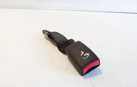 Suzuki Grand Vitara II Rear seatbelt buckle