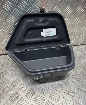 Hyundai i30 Glove box in trunk 85713A6500 713A6500