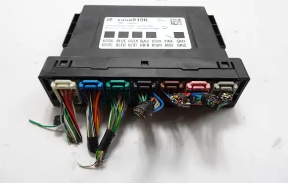Opel Mokka Comfort/convenience module 13589196 140421 F00HJ01081