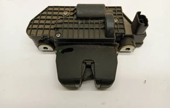 Citroen C3 Tailgate/trunk/boot lock/catch/latch 9151487499