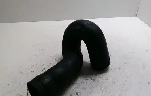 Audi A4 S4 B5 8D Intercooler hose/pipe 8D0145746