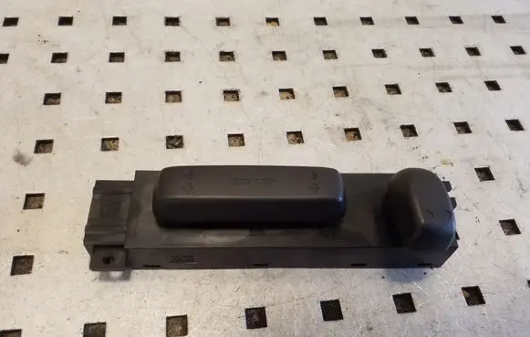 Honda Accord Seat control switch 4121603SDB3A700