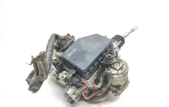 Toyota Land Cruiser (J200) Master brake cylinder 8954160270 8954160070 19700023124