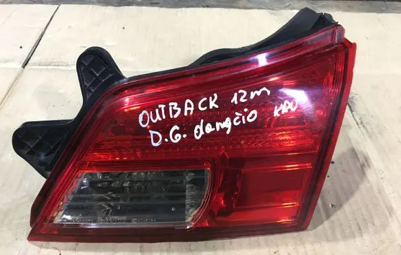 Subaru Outback Tailgate rear/tail lights