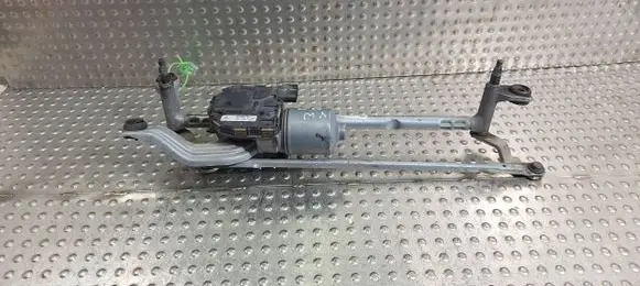 Volkswagen Golf VII Front wiper linkage and motor 5G1955023C 5G1955119A