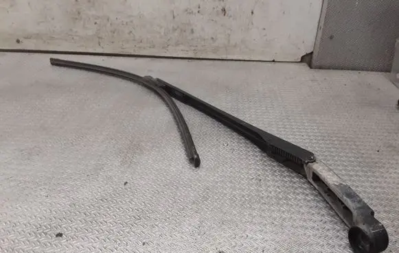 Honda Civic Windshield/front glass wiper blade 