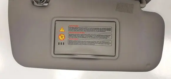 Nissan Primera Sun visor