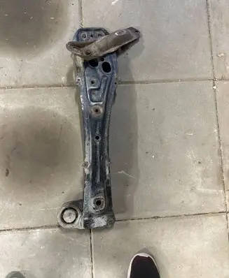 Toyota Avensis T250 Front subframe