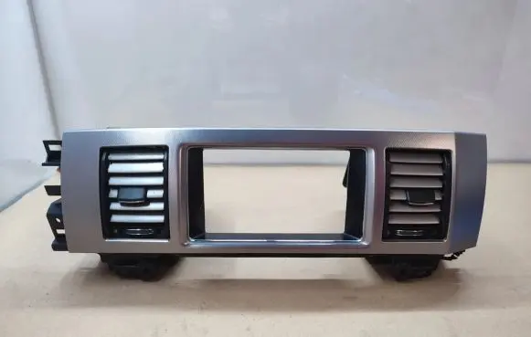 Jaguar XF X250 Dash center air vent grill 8X2319K617AJ