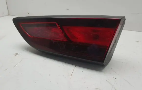 Opel Astra K Tailgate rear/tail lights 39032993 81390202 366069842